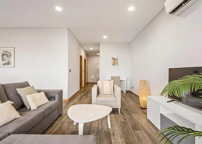 Casa Raposinhas Iv, * Funchal