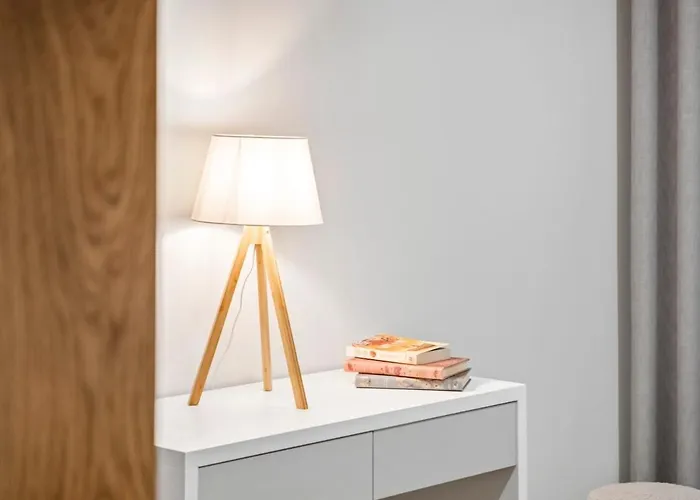 Casa Raposinhas Iv, *