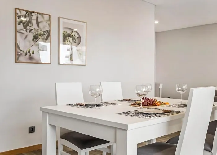 Casa Raposinhas Iv, Daire *